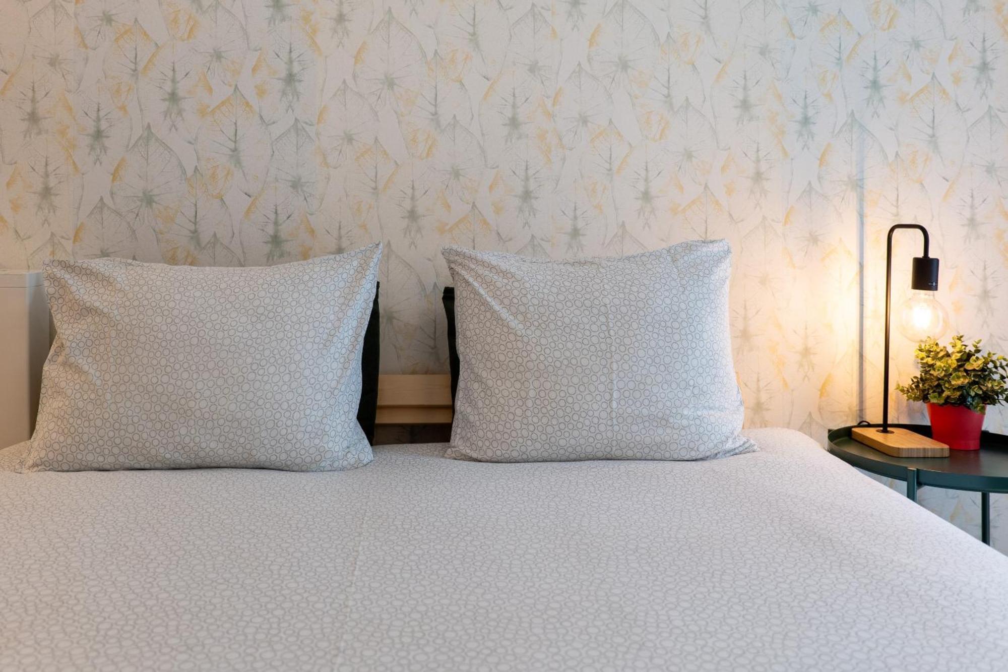 Renovated Feb25 Clerigos Cozy Balcony With Self Check In Leilighet Porto Eksteriør bilde