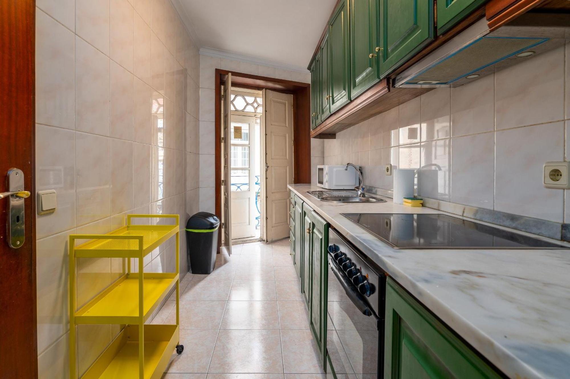 Renovated Feb25 Clerigos Cozy Balcony With Self Check In Leilighet Porto Eksteriør bilde